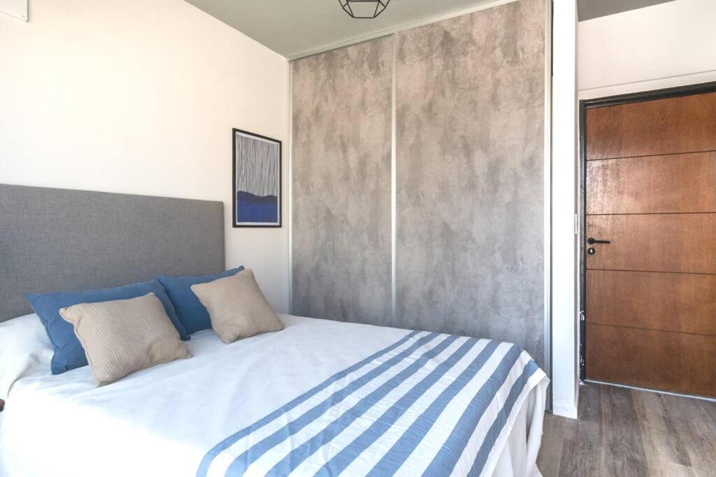 Departamento dos ambientes en Flores - 4