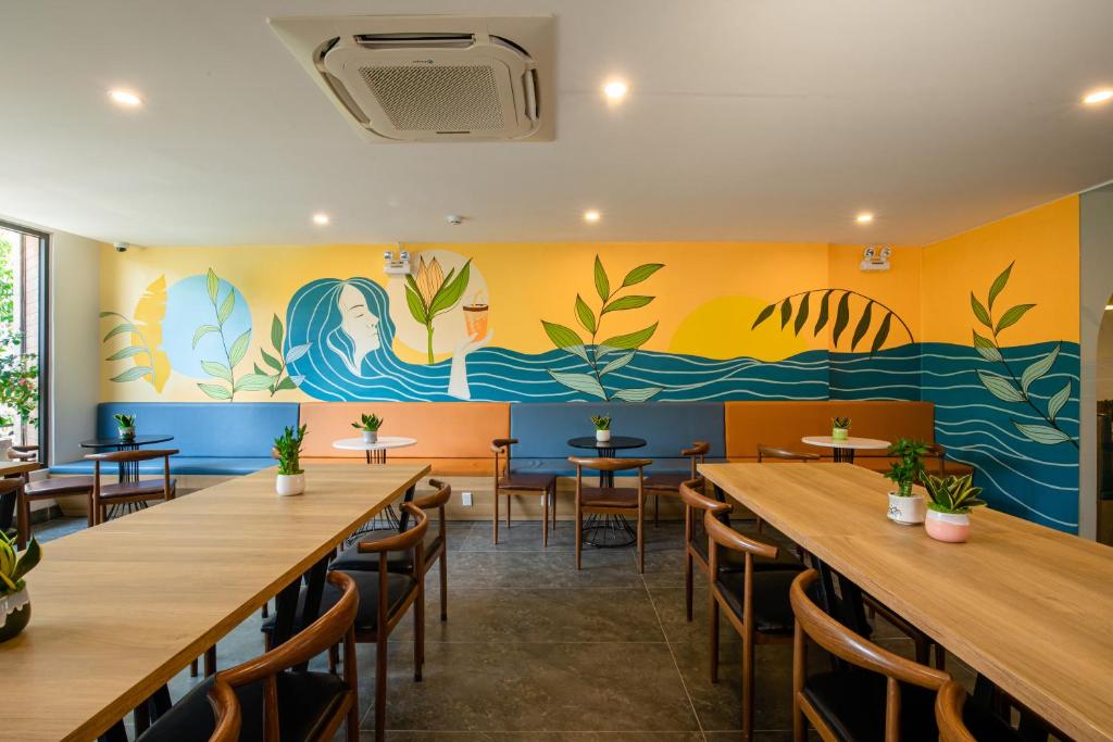 FIRST Studio Hotel Da Nang