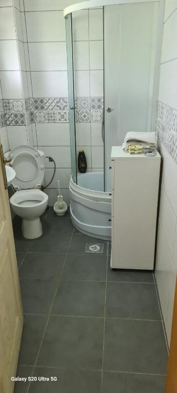 Stan na dan Podgorica - 3