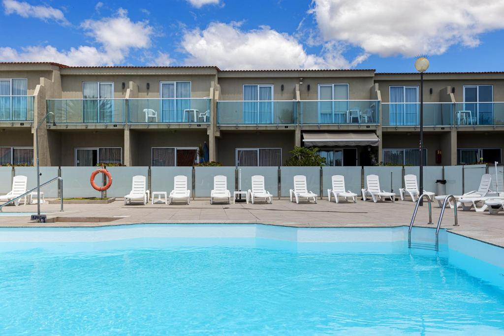 Smartr Maspalomas Corinto — Swimming pool in Playa del Ingles, Canary Islands