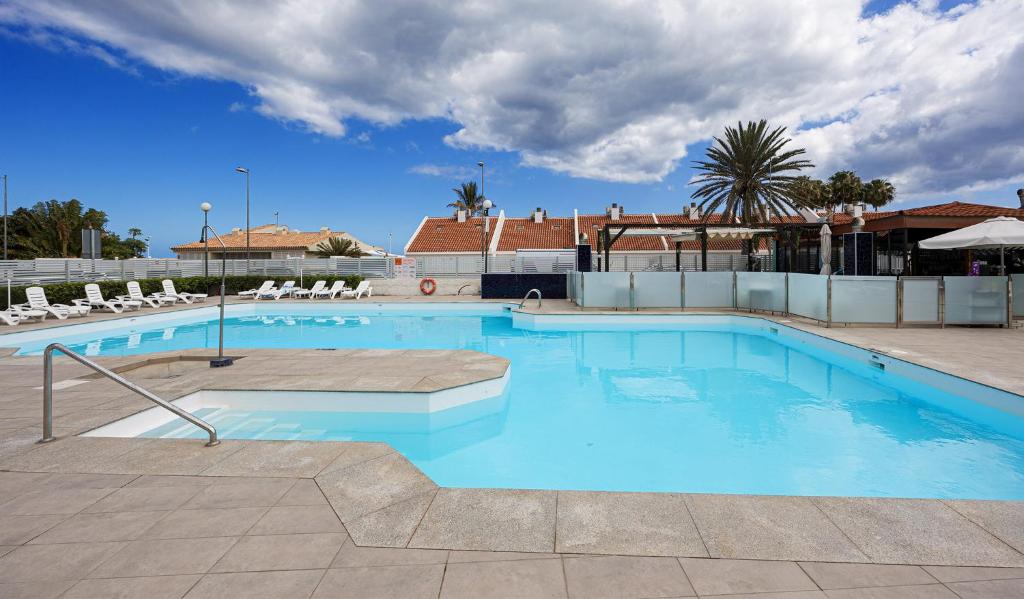 Smartr Maspalomas Corinto — Swimming pool in Playa del Ingles, Canary Islands