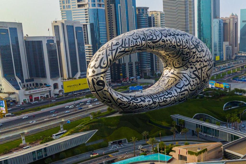 Jumeirah Emirates Towers Dubai
