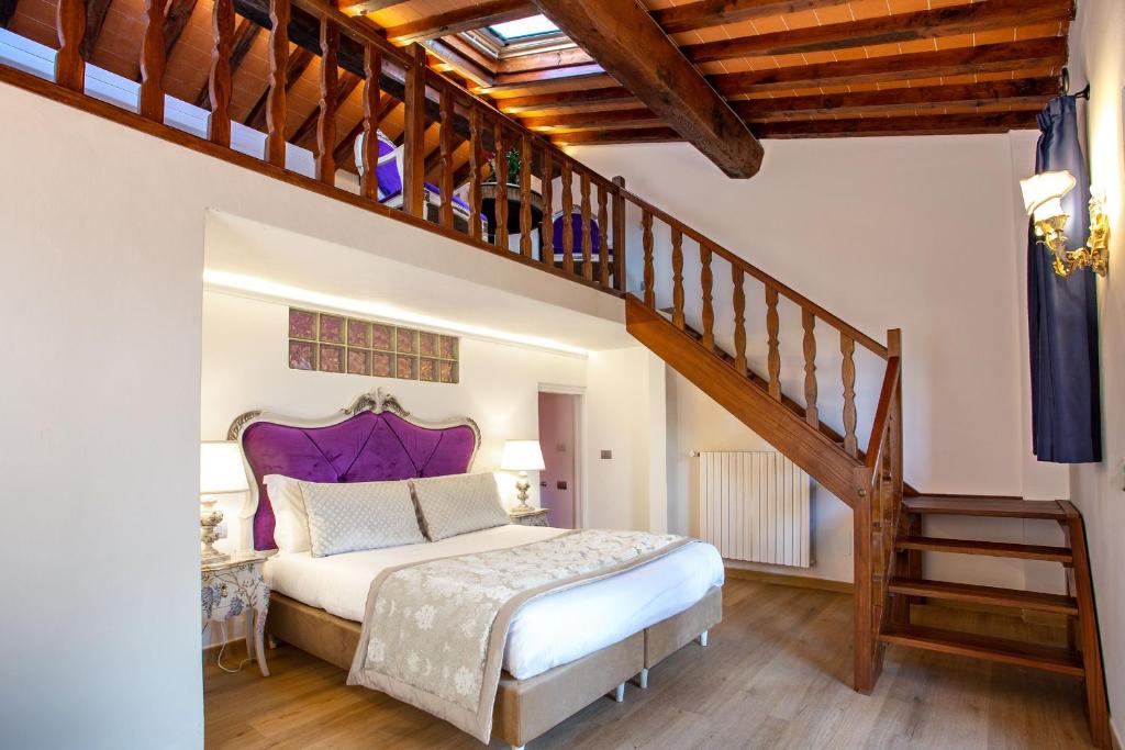 발리아 Residenza le Colline del Paradiso의 편안한 킹 스위트룸 내부 사진