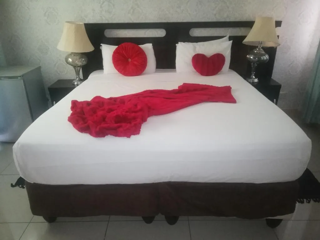 The Tamek Palace Hotel, hotel in Palapye