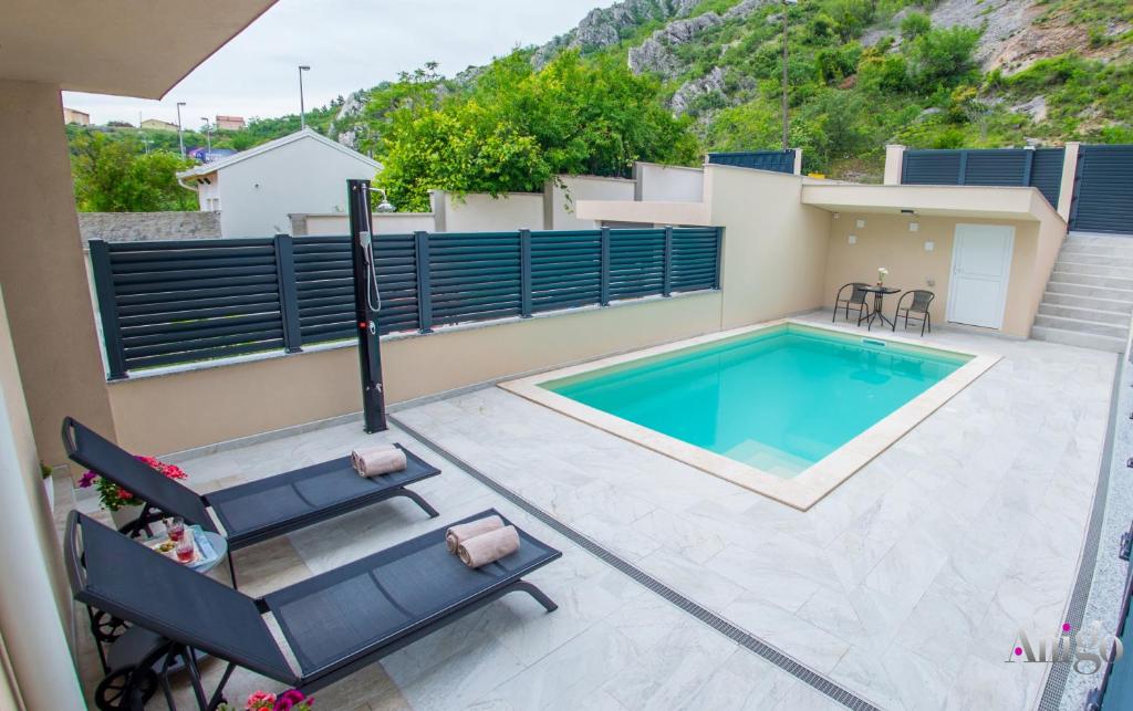 Apartments Gallery M and A - with pool - 5