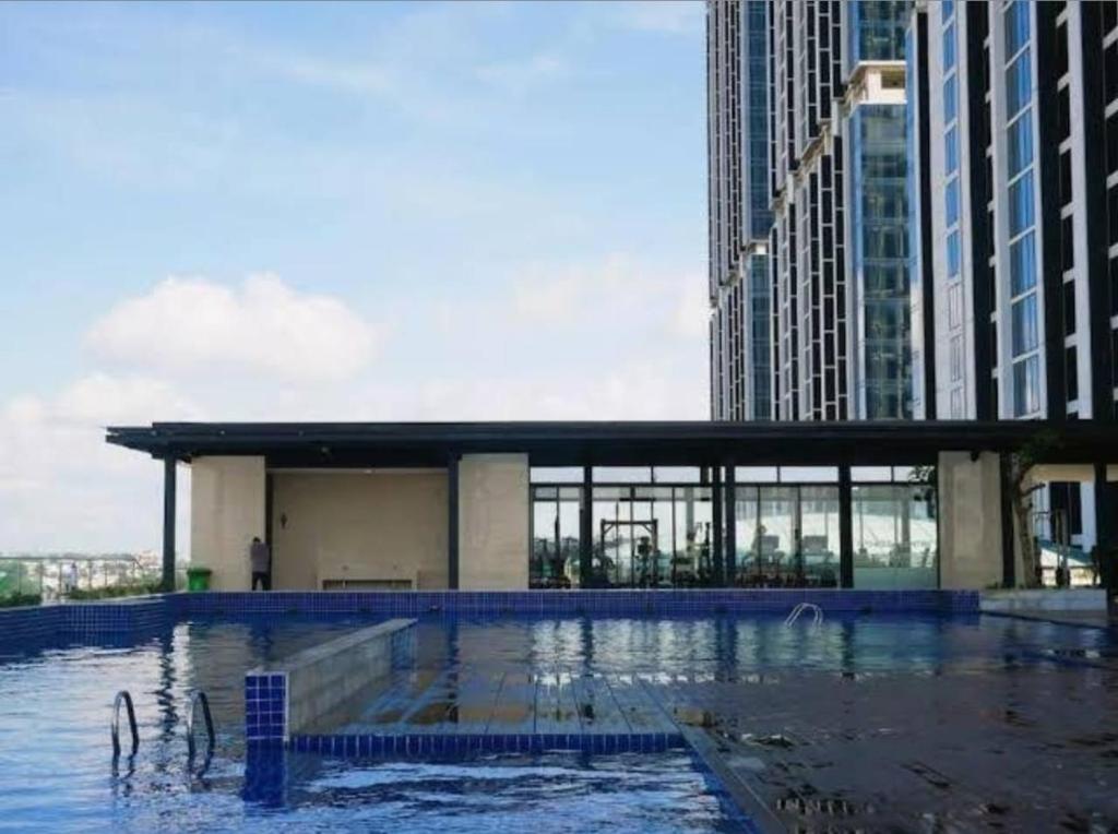 Paradise Inn 1222 Pollux Habibie Batam
