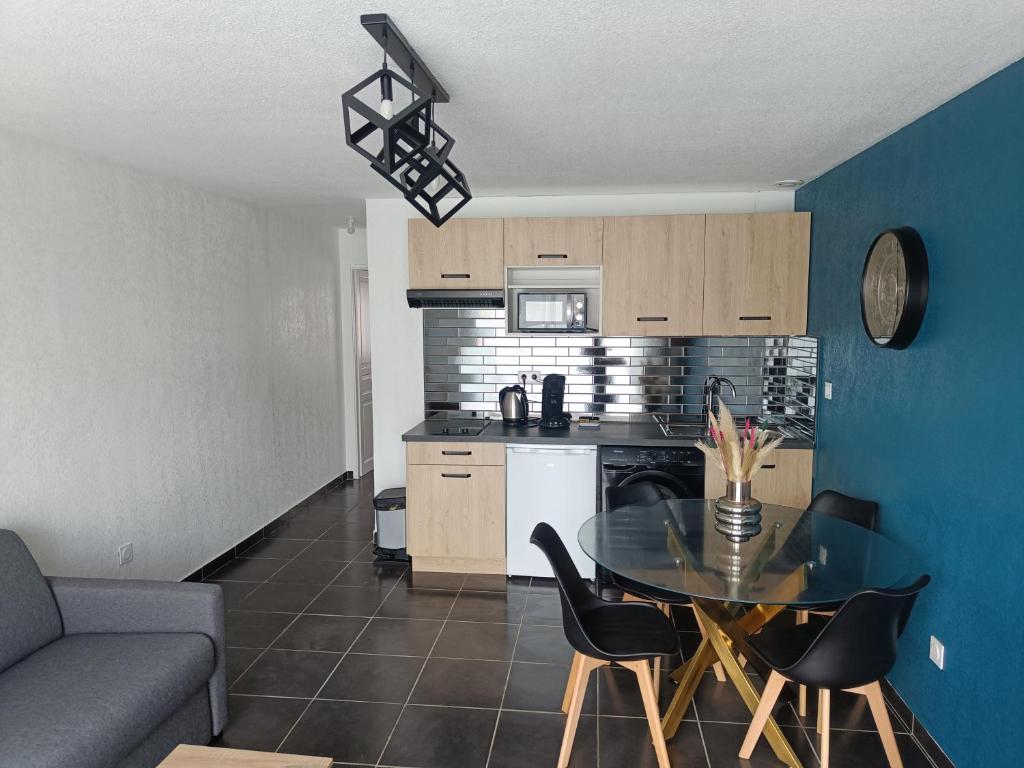 micro maison, refait à neuf, spacieux, agréable - 4