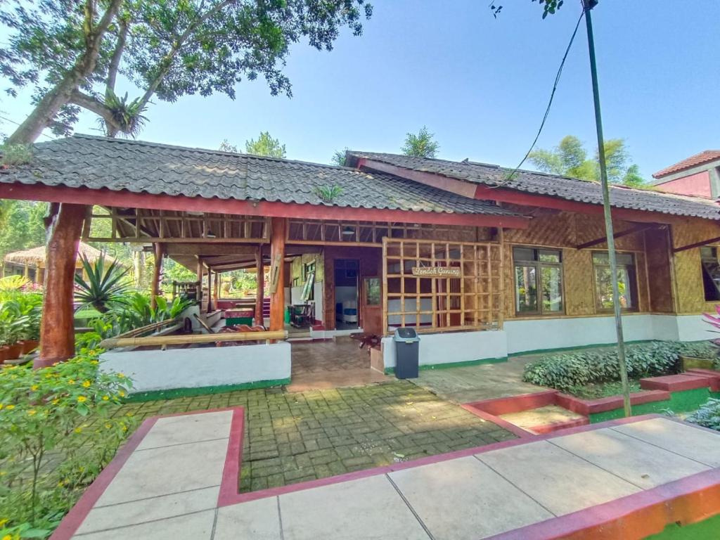 Bamboo Sanctuary Pancawati Resort Bogor