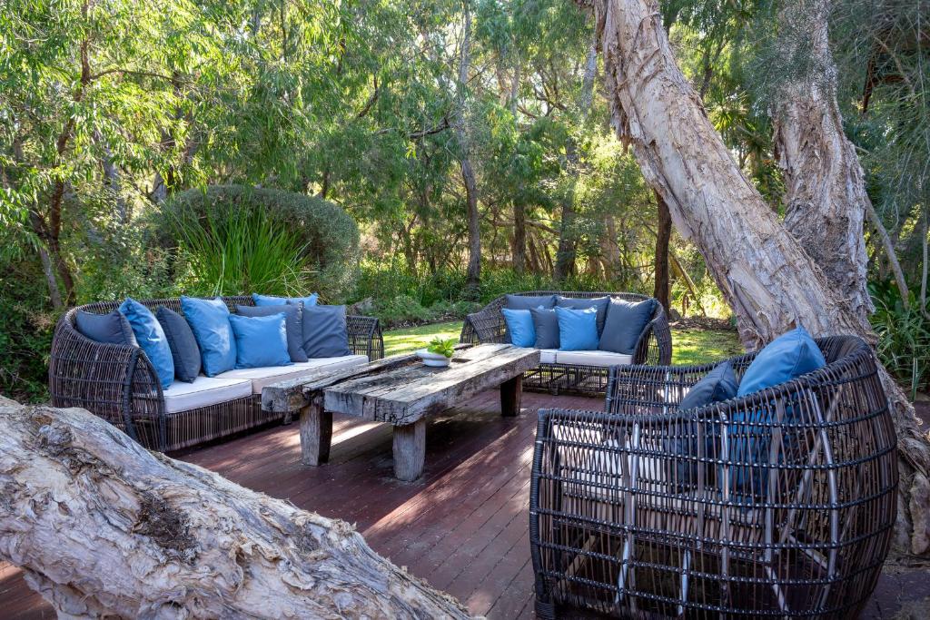 Blue Skies I Private Properties, Dunsborough