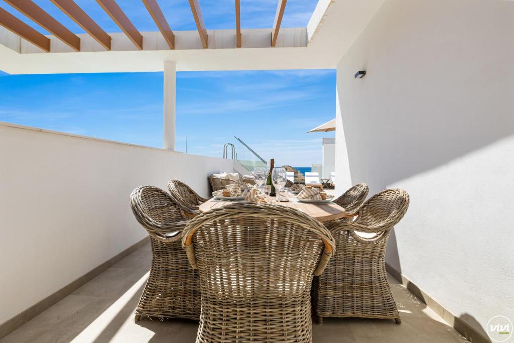 Penthouse Diamond - Private Pool, Terrace, Sea View, Gym & BBQ - 3