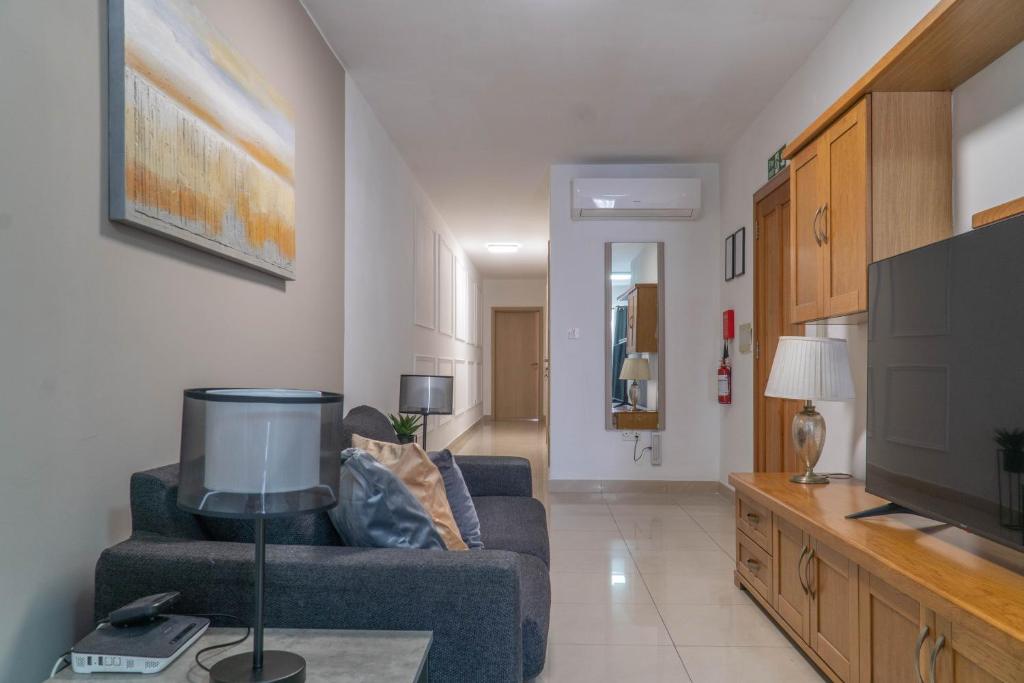 Spacious Apartment in Gzira, Gżira