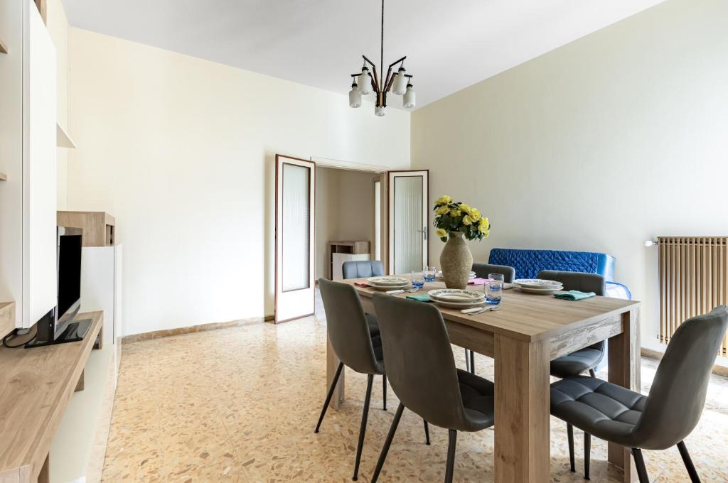 GuestHost - Spacious Apartmente near the Beach! - 4