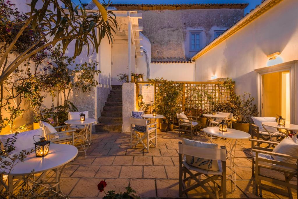 Hydra Hotel バルコニー/テラス