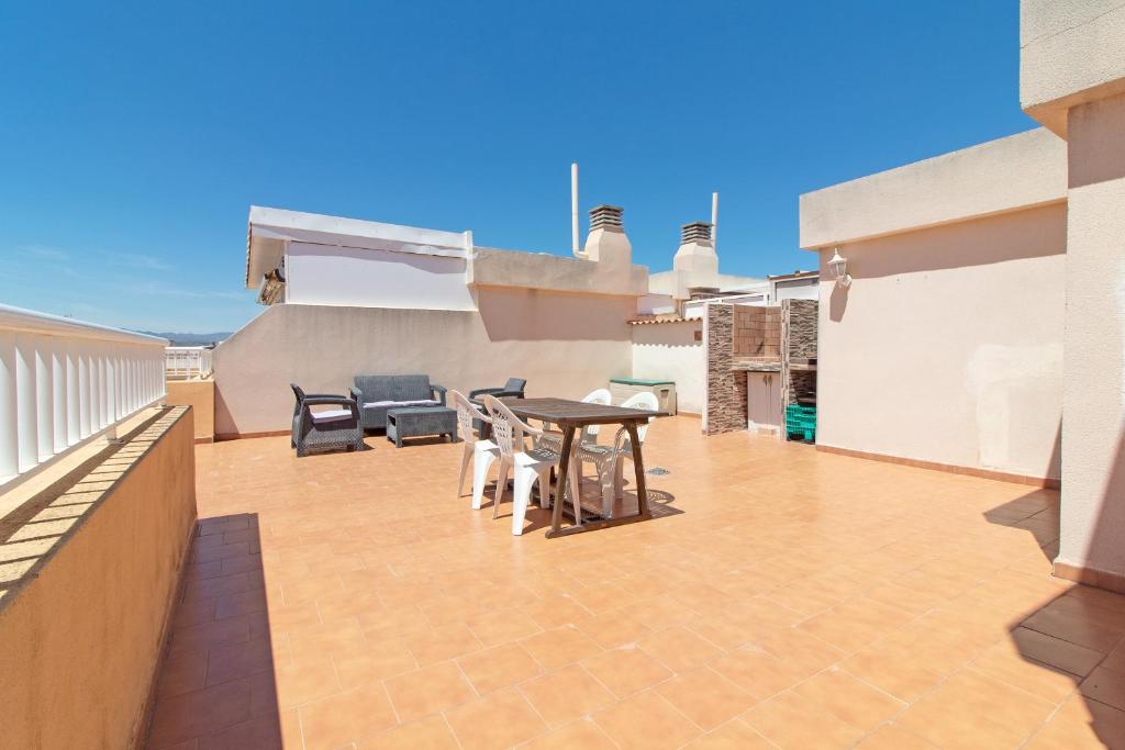 Global Properties, Apartamento con terraza de 70m y piscina en Canet de Berenguer, Canet de Berenguer