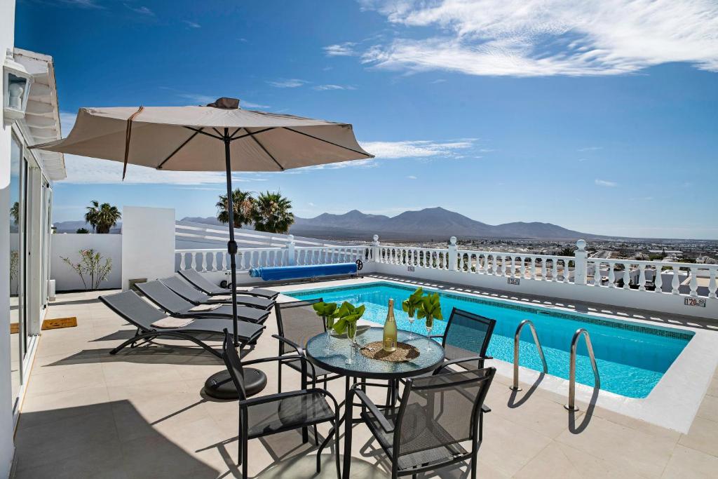 Field of Dreams, Playa Blanca