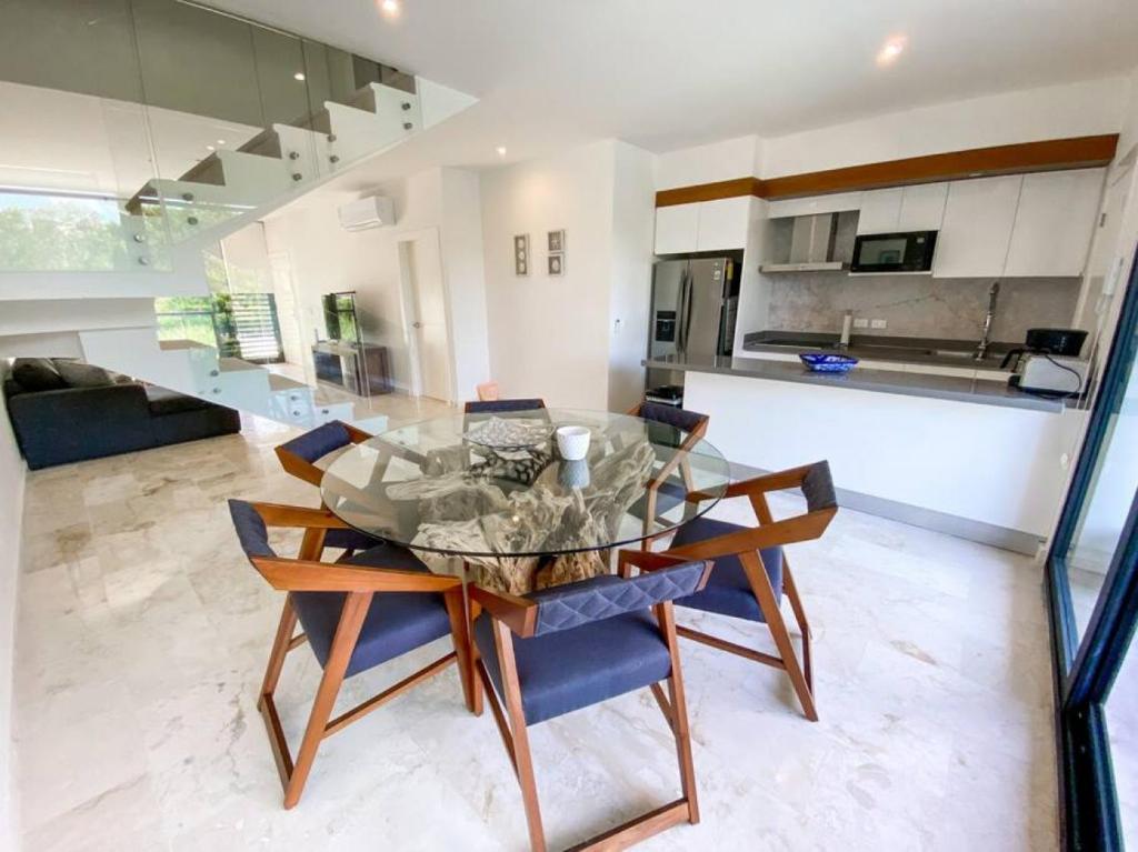 2BR Home in Bahia Principe PGA Golf, Beach Club, Akumal