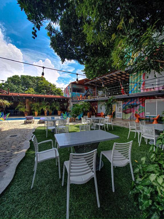 Casa Avelina Boutique Hostel - 3