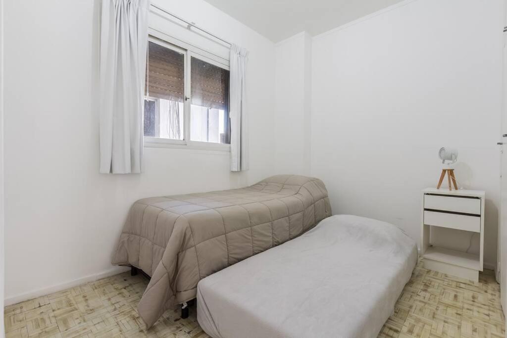 Sunny 2 Bedroom Recoleta Apt - 3