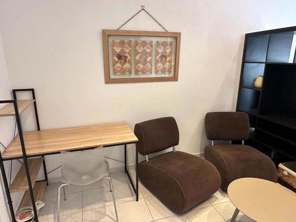 STUDIO REFAIT A NEUF CENTRE DE NICE - 3
