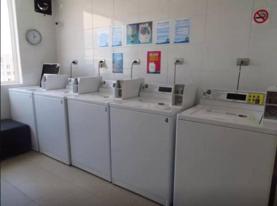 Vista a Cerro Santa Lucía con Aire Acondicionado - 2