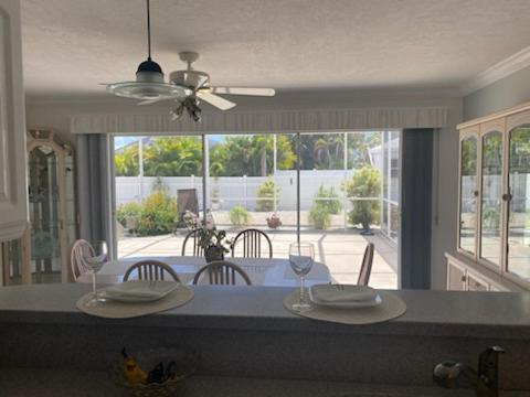 Just a short walk to the beach, Venice