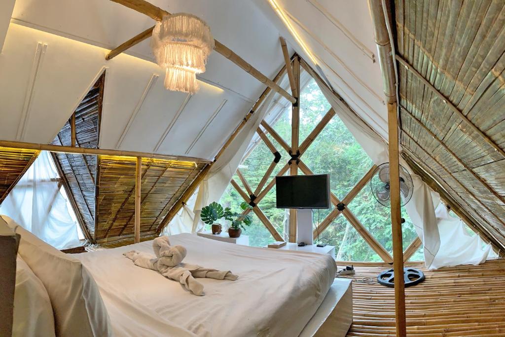 The New Ahmad Lodge and Garden View, Padasul