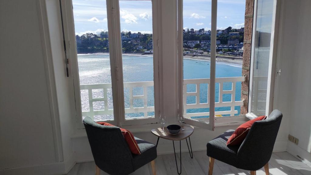 TRESTRAOU Splendide vue mer studio - 5