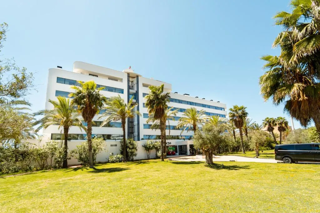 Pacha Hotel，位于伊维萨镇的酒店