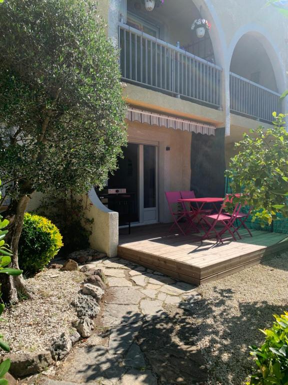 Beau T2 avec jardin Fréjus plage - 4