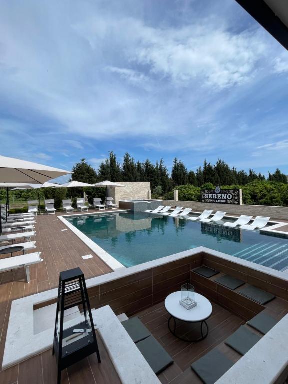 Lux Sereno Village - 4