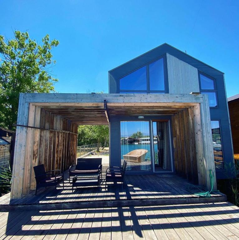 Eli - Waterfront Villa - 2