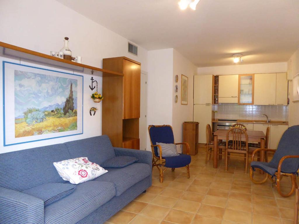 880 - Appartamento trilocale a Marcelli con portico e giardino, climatizzato - SPIAGGIA AL WHITE BEACH CLUB INCLUSA - 4