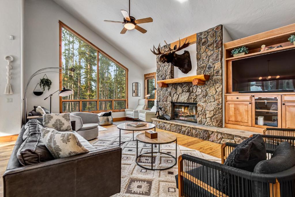 Snowflake Chalet 72 by Great Western Lodging, Breckenridge