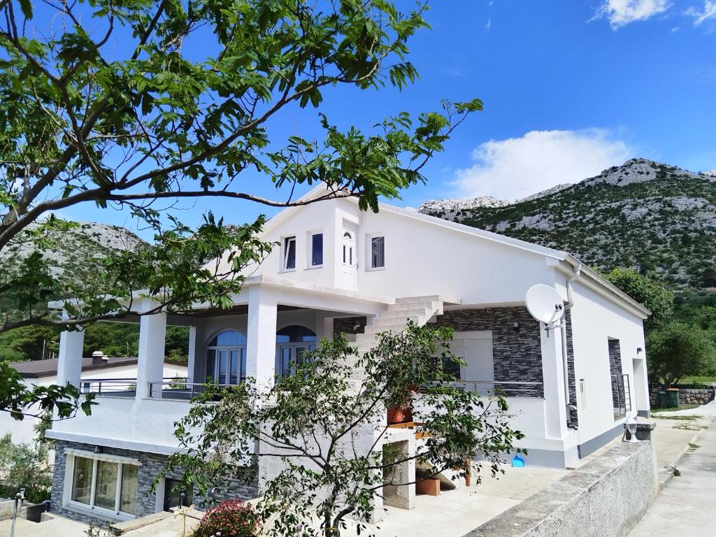 Apartman Josip, Starigrad-Paklenica
