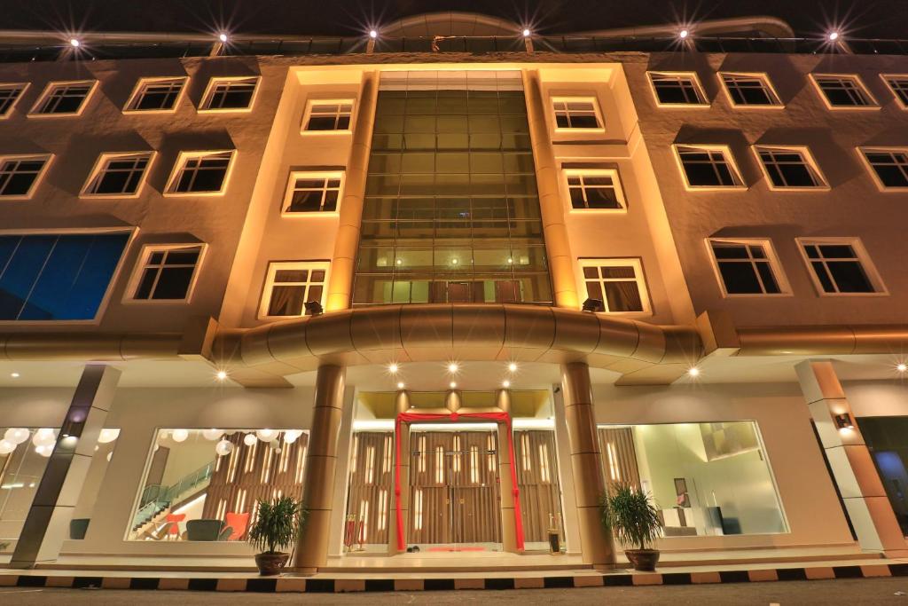 Exterior view, Supreme Hotel in Malacca