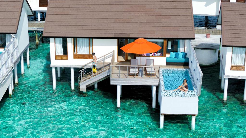 OBLU SELECT Sangeli - Premium All Inclusive with Free Transfers — Swimming pool in Kaafu Atoll, Kaafu