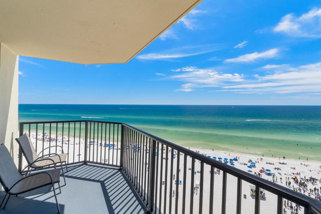 Sunbird Resort! Awe-inspiring Views Throughout! hosted by Dolce Vita Getaways PCB, Panama City Beach