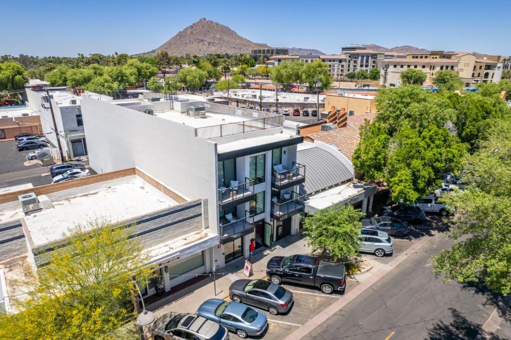 The LUX at Craftsman - Old Town Penthouse 1, Scottsdale