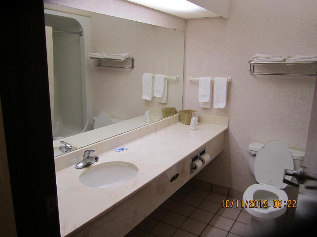 Executive Inn And Suites Wichita Falls Photo 24