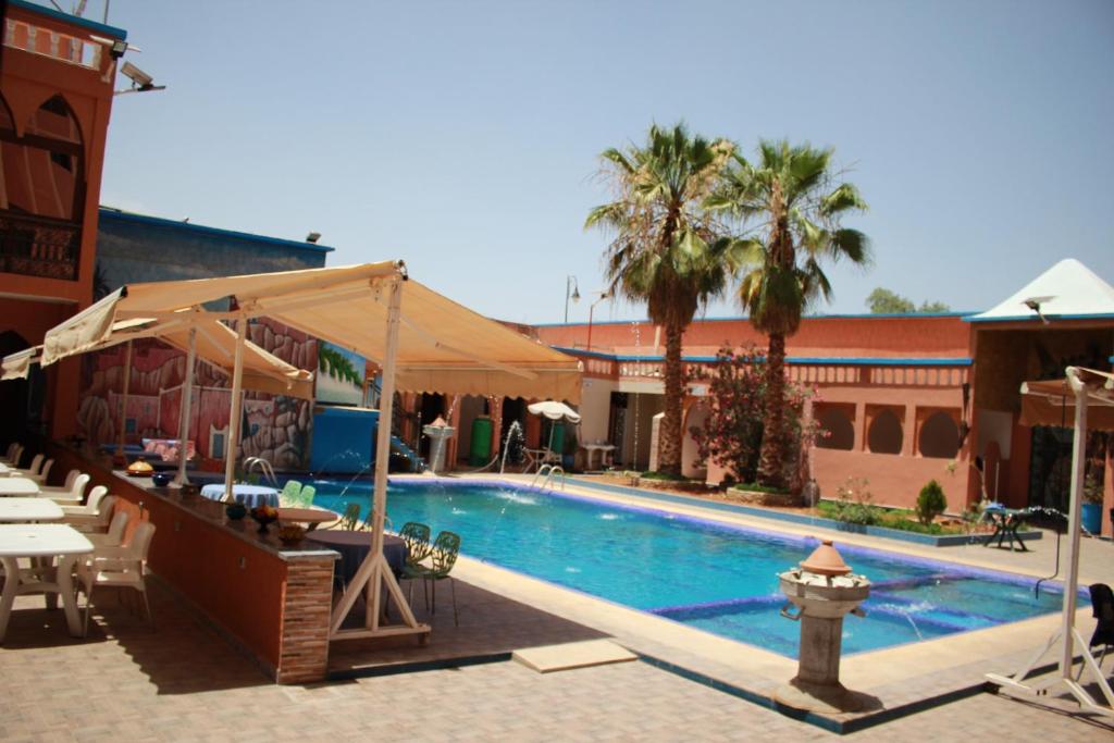 Hotel Espace Tifawine 전경