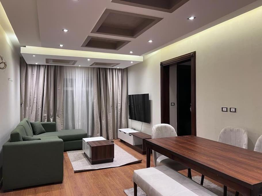 Prime location Apt with garden, Madinaty