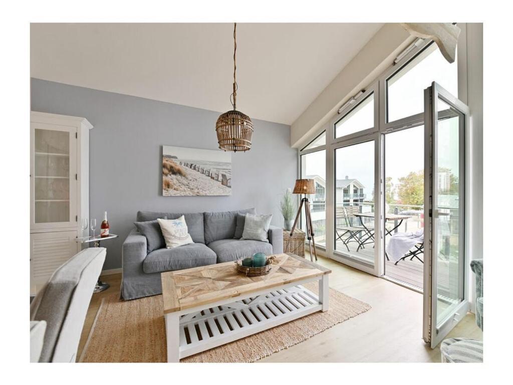 Anchorage at Boddenmarkt, Glowe