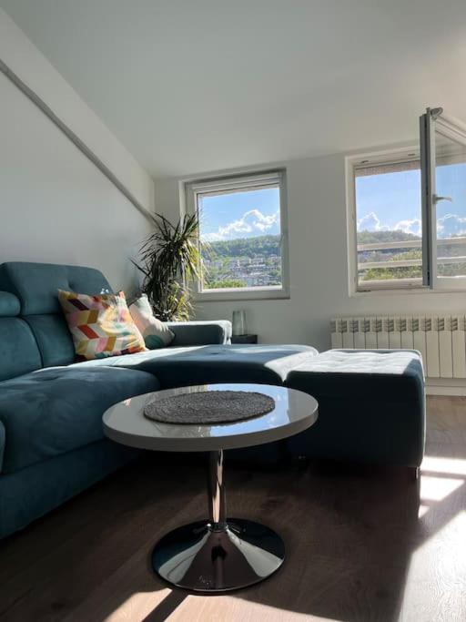 Yulia's apartment - 1