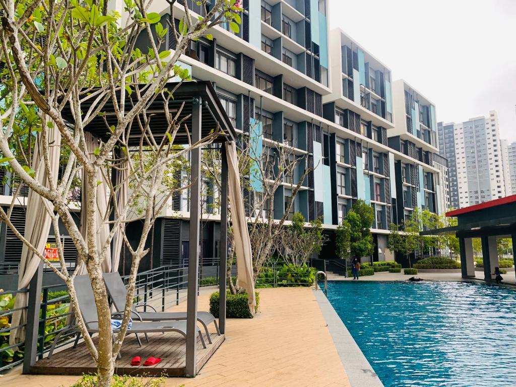 CoreSoho Suite by BKAstaycation KotaWarisan Sepang KLIA Airport, Free Wifi, Sepang