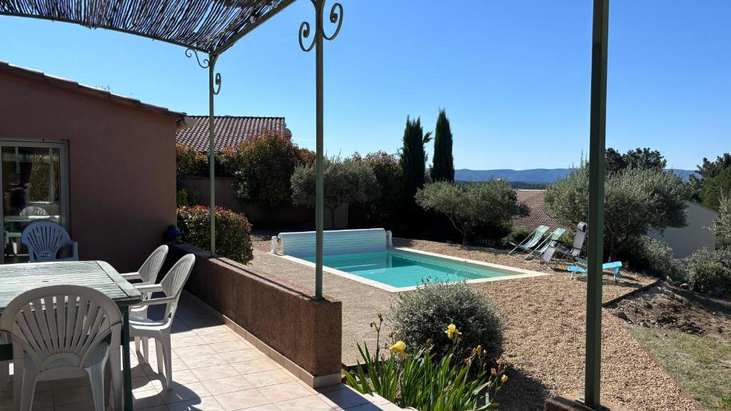 La Villa Tanamera, très jolie maison piscine, à 2 pas du centre-ville - 3
