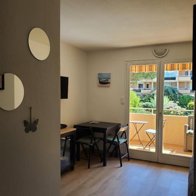 Délicieux Studio 3 p climatisé La Faviere - 1