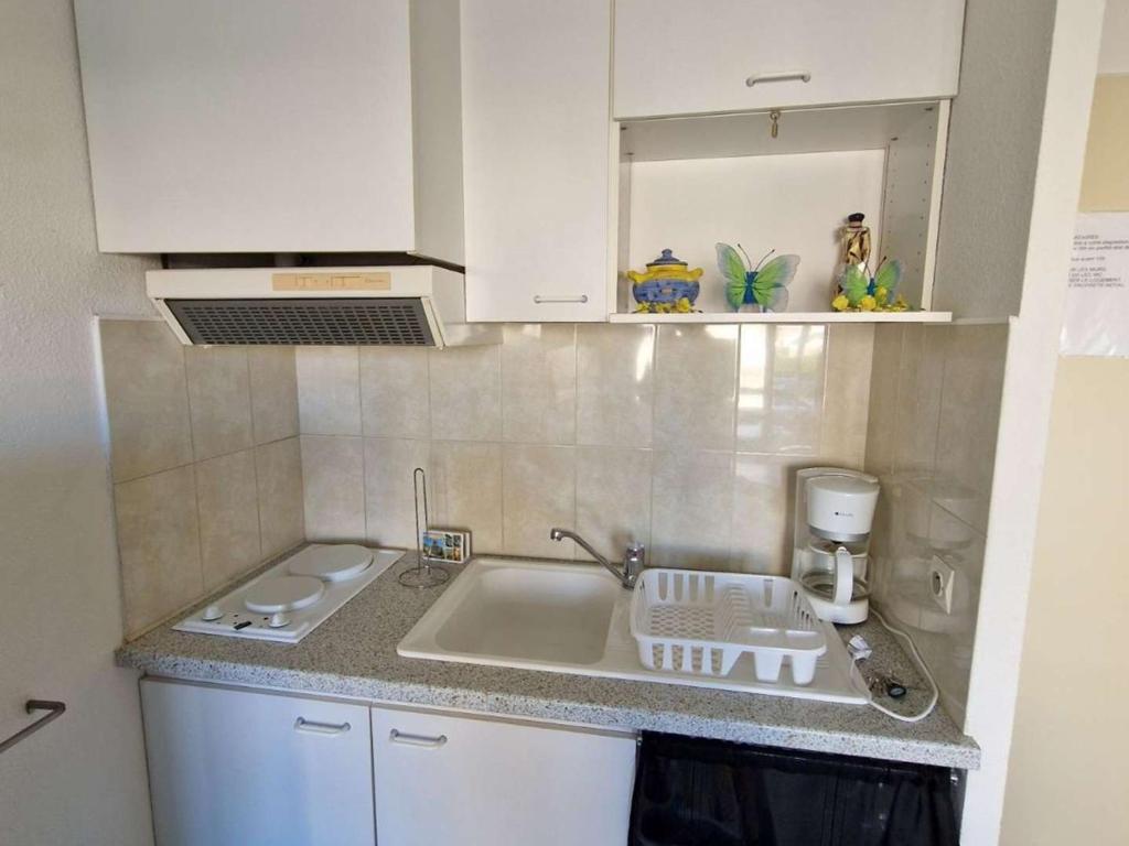 Studio Cabine avec Piscine, Terrasse et Parking, Proche Commodités - FR-1-387-206 - 3