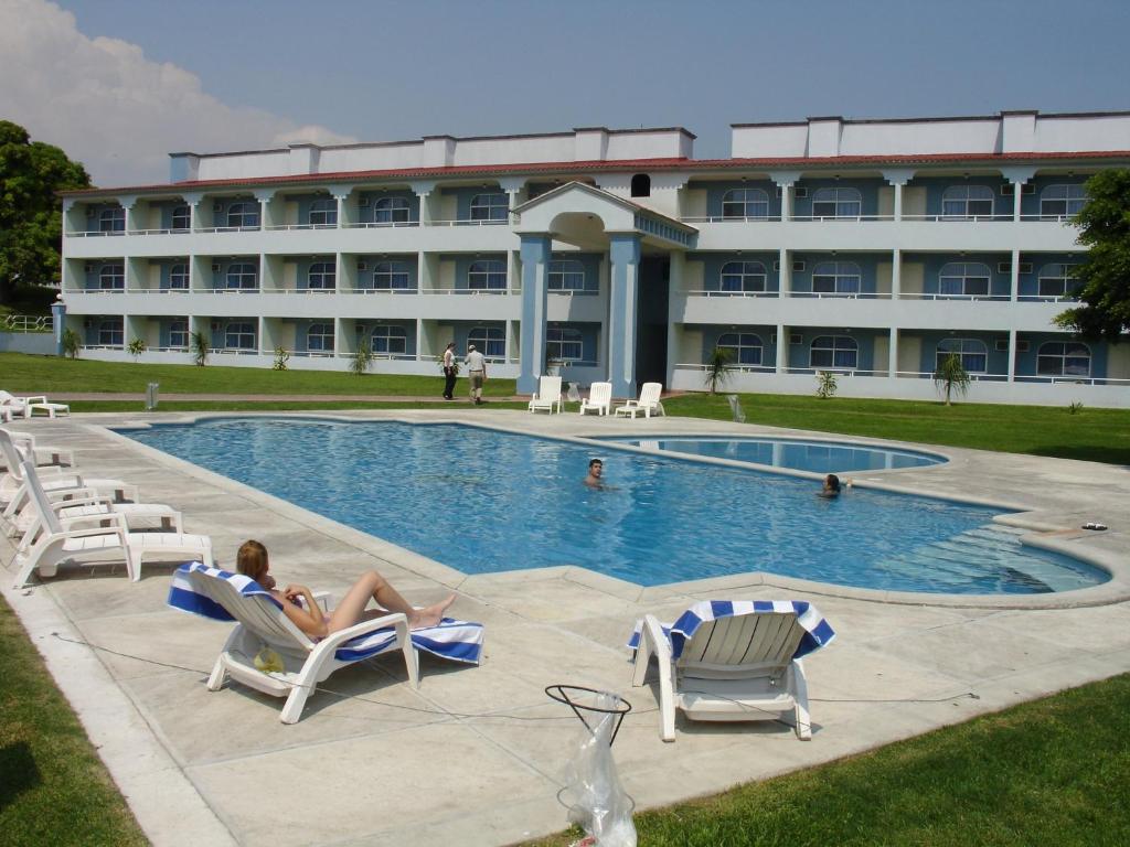 Dorados Conventions & Resort photo