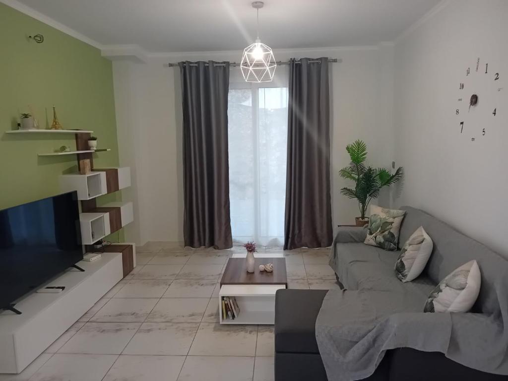 Sun and Salt Villas, Póros