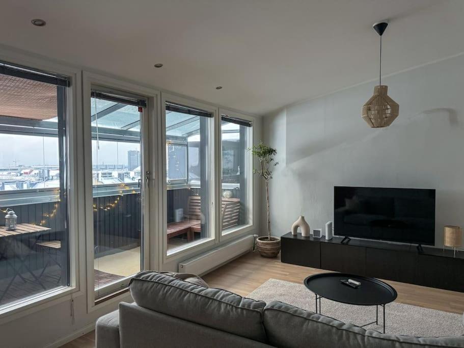 Private rooftop apartment with sauna in the city centre, Helsinky